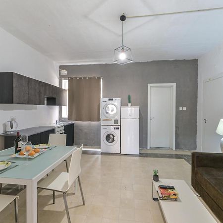 New 1 Bedroom Apartment In Valletta City Centre With Terrace And Views Kültér fotó